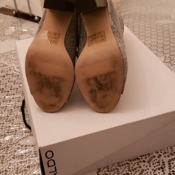 Aldo ankle boots, worn one time. - Picture 6 of 6